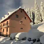 Kubínska Hoľa Horská chata