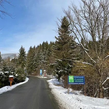 Kubinska Hola * דולני קובין