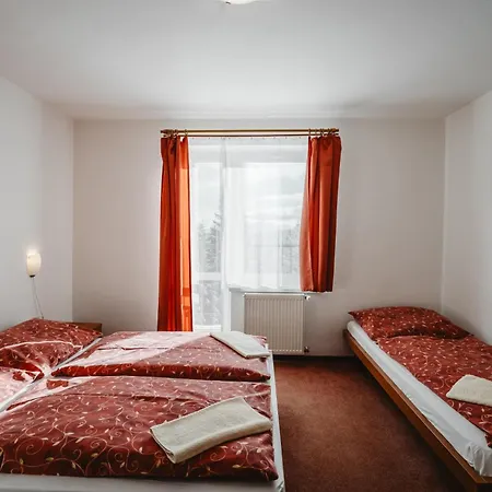 Kubinska Hola Domek alpejski