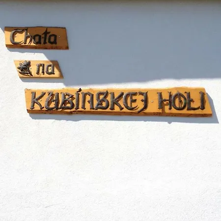 Kubinska Hola